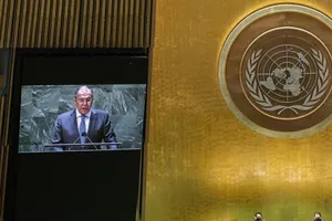Ngoại trưởng Nga Sergey Lavrov phát biểu tại cuộc họp báo sau phiên họp lần thứ 76 của Đại hội đồng Liên Hợp Quốc hôm 25-9.