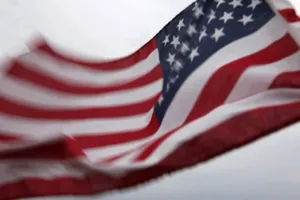 Kết quả từ cuộc khảo sát của Trung tâm nghiên cứu Pew cho thấy nền dân chủ Mỹ đang mất dần sự tôn trọng của người dân toàn cầu.