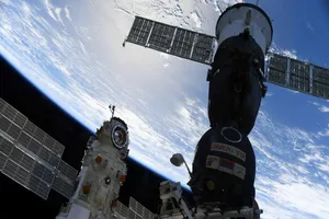 Trạm vũ trụ quốc tế (ISS), ngày 29-7.