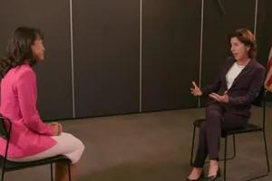 Bộ trưởng Thương mại Mỹ Gina Raimondo trong cuộc phỏng vấn trực tiếp độc quyền với hãng tin Channel News Asia hôm 16-11. 