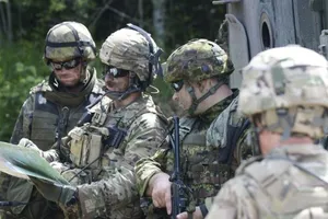 Estonia tuyên bố sẵn sàng đón nhận 5.000 binh sĩ NATO đến triển khai ở nước này tại một căn cứ quân sự gần biên giới Nga.