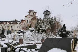 Một tu viện nữ ở ngoại ô làng Vesele thuộc vùng Donetsk bị tàn phá sau các cuộc xung đột ở khu vực Donbass.