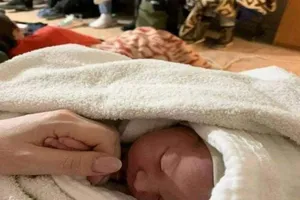 Mia sinh ra trong lúc một cuộc chiến khốc liệt đang nổ ra ở Ukraine.