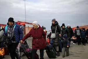 Người tị nạn Ukraine đến cửa khẩu Isaccea-Orlivka, Romania, vào ngày 14-3.