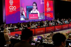 Ngoại trưởng Indonesia - bà Retno Marsudi có bài phát biểu trong hội nghị bộ trưởng ngoại giao G20 ở Bali (Indonesia) ngày 8-7.