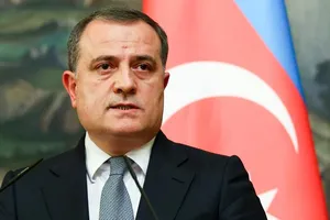 Ngoại trưởng Azerbaijan - ông Jeyhun Bayramov.