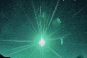 Ngôi sao băng thắp sáng cả bầu trời Na Uy trong đêm ngày 20-11.