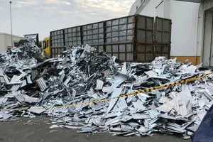 Chiếm đoạt tài sản công ty, 7 nhân viên 1 nhà máy ô tô bị bắt