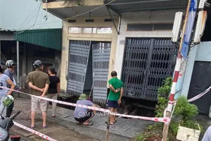 Quảng Ninh di dời khẩn cấp bốn hộ dân ra khỏi vùng sụt lún