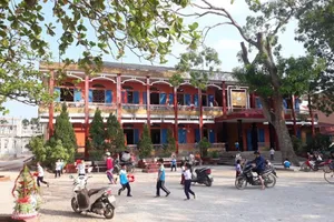 Yêu cầu tạm dừng các khoản thu tài trợ, ủng hộ đầu năm một trường tiểu học ở Hải Dương
