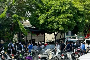 Nghi mâu thuẫn, chồng sát hại vợ rồi tự sát 