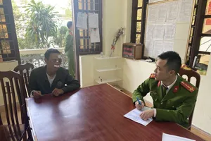 Sau khi sát hại 'vợ hờ' thì nằm ngủ cạnh thi thể nạn nhân