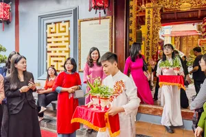 Hải Phòng khôi phục hội thi hoa thuỷ tiên dâng cúng Nữ tướng Lê Chân