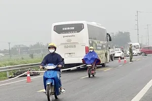 Nữ sinh lớp 10 tử vong sau va chạm với xe chở cán bộ công nhân viên 