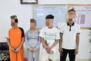 Tạm giữ xe Maybach trong vụ đoàn rước dâu dừng giữa đường để chụp ảnh