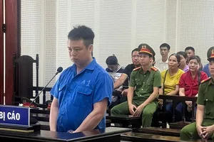 16 năm tù cho người chồng giết vợ vì ghen tuông