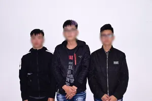 Thanh thiếu niên truy đuổi, đánh nhau trên phố khiến 1 người tử vong