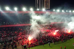 Sân vận động Lạch Tray hóa "chảo lửa" trước trận chung kết Việt Nam - Thái Lan