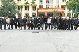 Khởi tố 18 thanh niên cầm hung khí đánh nhau ở Thái Bình