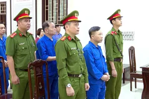 Tòa tuyên ông Lưu Bình Nhưỡng giảm 1 năm tù, y án 7 năm đối với ông Lê Thanh Vân 