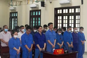 Tỉ lệ ăn chia trong vụ các cựu cán bộ hải quan Hải Phòng tiếp tay cho buôn lậu trót lọt 1.800 tỉ đồng