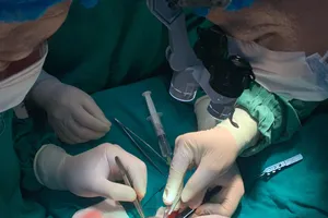 Phẫu thuật thành công cho bé trai bị đứt rời dương vật