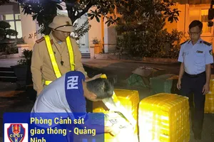 Phát hiện nhiều thùng xúc xích, cá viên chiên không rõ nguồn gốc xuất xứ 
