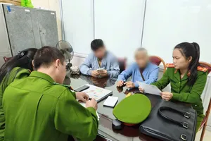 Cựu giáo viên suýt bị lừa 239 triệu sau cuộc gọi của 'cán bộ điều tra'