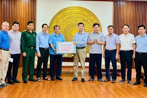 Đoàn công tác Hải Phòng, Quảng Ninh trao quà, hỗ trợ khắc phục mưa lũ tại Đắk Lắk, Lâm Đồng