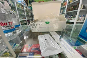 Nguồn về dồi dào, giá kit test COVID-19 hạ nhiệt
