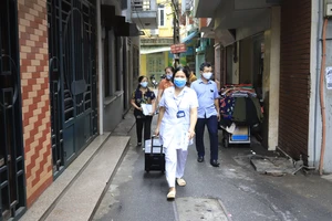 Ngày 26-4, cả nước có 8.431 ca COVID-19, Hà Nội đăng ký bổ sung 40.000 ca 