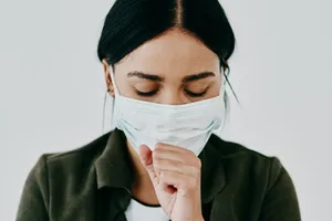 Tại sao khỏi COVID-19 vẫn còn bị ho kéo dài?