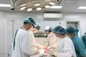 Tự phá thai tại nhà, người phụ nữ suýt mất mạng