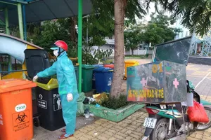 TP.HCM: Rác thải y tế thời đỉnh dịch COVID-19 gần 150 tấn/ngày 