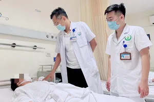 Quan hệ sai tư thế, nam bệnh nhân 40 tuổi nhập viện cấp cứu 