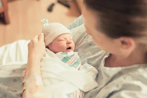 Sau sinh bao lâu thì 'đèn đỏ' quay lại? 