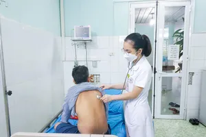 Ngộ độc thuốc lá điện tử, chuyên gia khuyến nghị: Cần quản lý chặt sản phẩm này