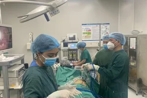 Ăn thịt lợn nhiễm bệnh, cụ bà bị hoại tử ruột 