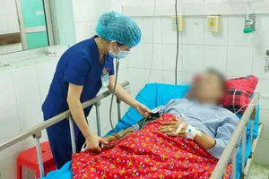 Ăn nhầm lá ngón, người đàn ông nhập viện cấp cứu