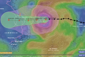 Mỗi bệnh viện lớn cử 20-30 y bác sĩ hỗ trợ y tế miền Trung khi có bão lũ 