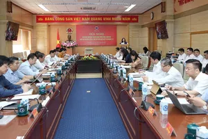 Quyền Bộ trưởng Bộ Y tế báo cáo kết quả Hội nghị Trung ương 6, khóa XIII