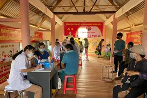 Khám sàng lọc bệnh lao cho người dân Đắk Lắk 