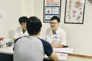 Nam giới không có tinh trùng vẫn có thể sinh con? 