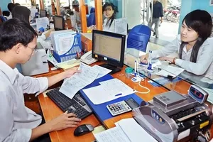 Hỗ trợ tín dụng gây tranh luận