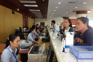 Đến lượt doanh nghiệp nước ngoài bị dọa khóa tài khoản 