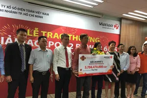 Trao giải Jackpot gần 5,8 tỉ đồng không giấu mặt