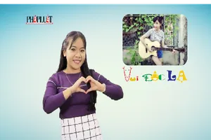 Vui Độc Lạ: Nữ sinh vừa đàn vừa hát mashup 10 hit Việt gây 'sốt'
