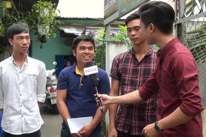 Tiếp sức 3 anh em cứu hộ xe máy ngập nước