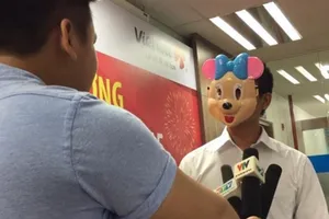 Clip: 3 người vừa lãnh giải Jackpot 127 tỉ đồng nói gì?