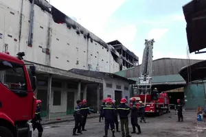 Vụ cháy ở Cần Thơ: Lửa bùng phát trở lại